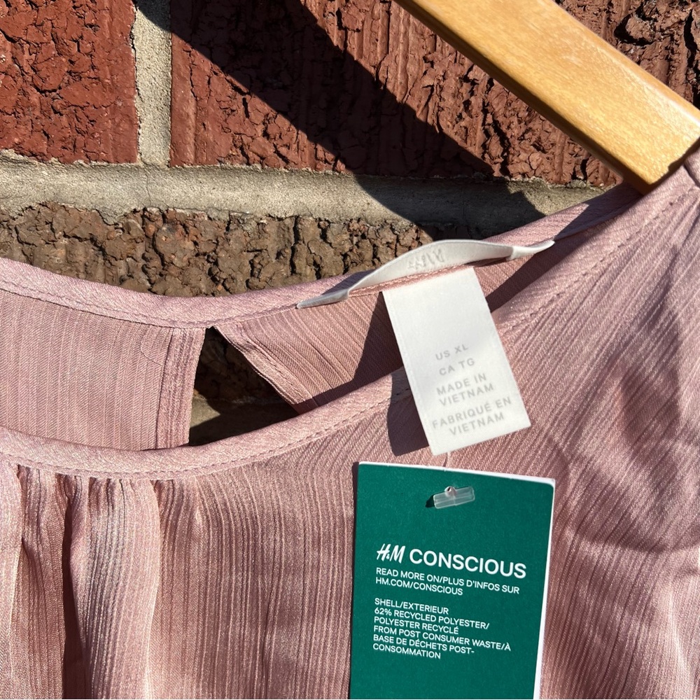H&M Dusty Pink Silk Like Open Back Tied Long Sleeve Cropped Blouse - Picture 5 of 6